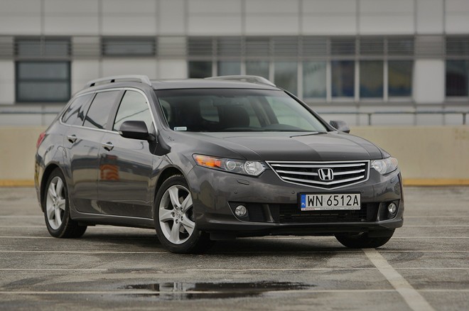 Honda Accord Tourer - jedno z najatrakcyjniejszych aut kombi na polskim rynku