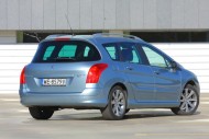 Peugeot 308 SW po faceliftingu wygląda tak samo jak jego poprzednik. Fot. Moto.wieszjak.pl Peugeot 308 SW po faceliftingu wygląda tak samo jak jego poprzednik. Fot. Moto.wieszjak.pl
