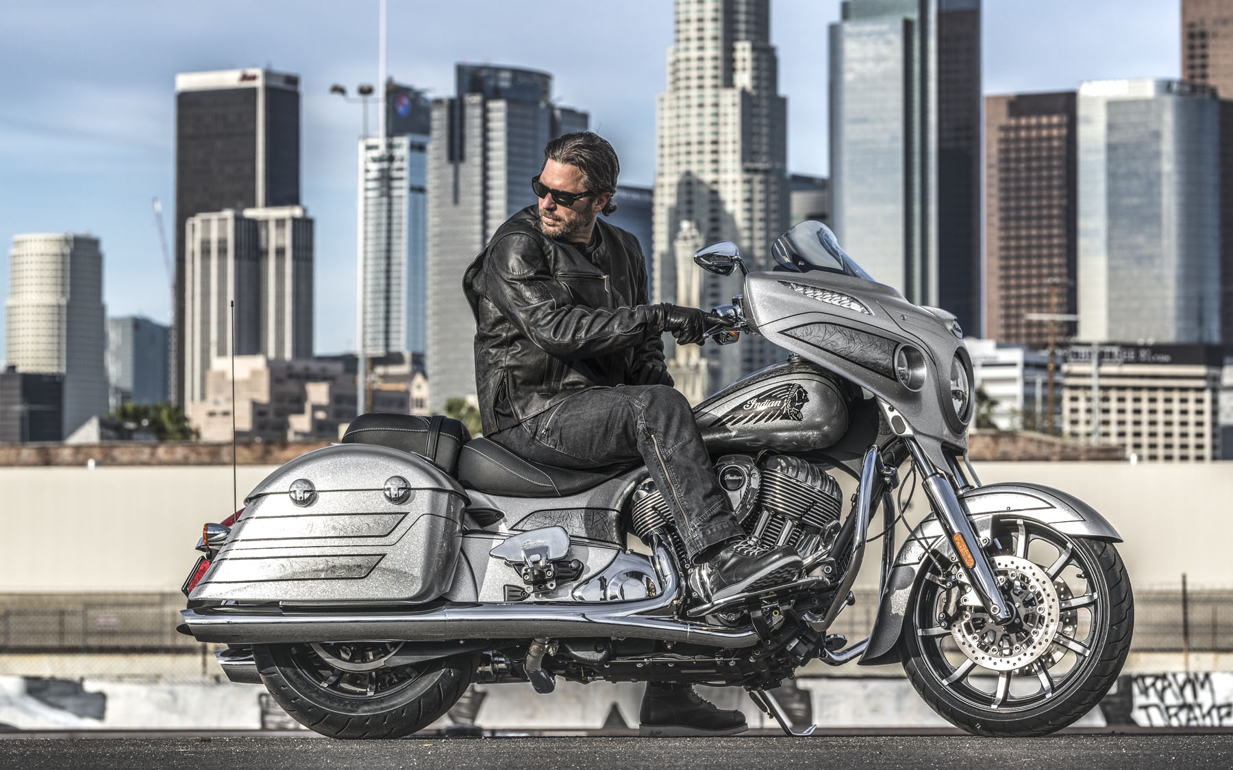 Indian Chieftain Elite w malowaniu Black Hills Silver / fot. Indian